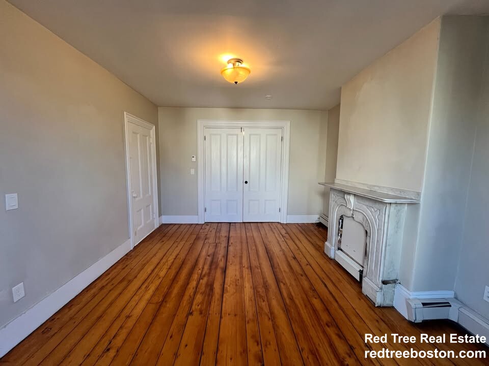 111 Eutaw St, East Boston