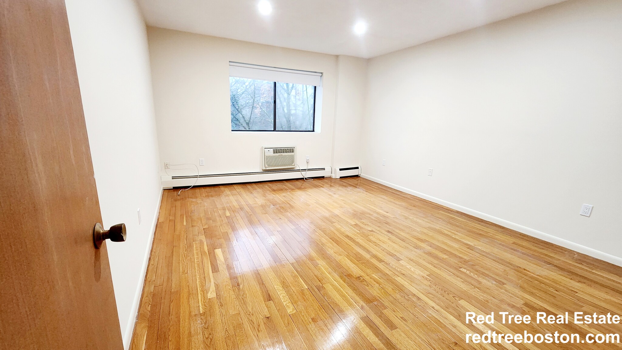 30 Fuller St, North Brookline