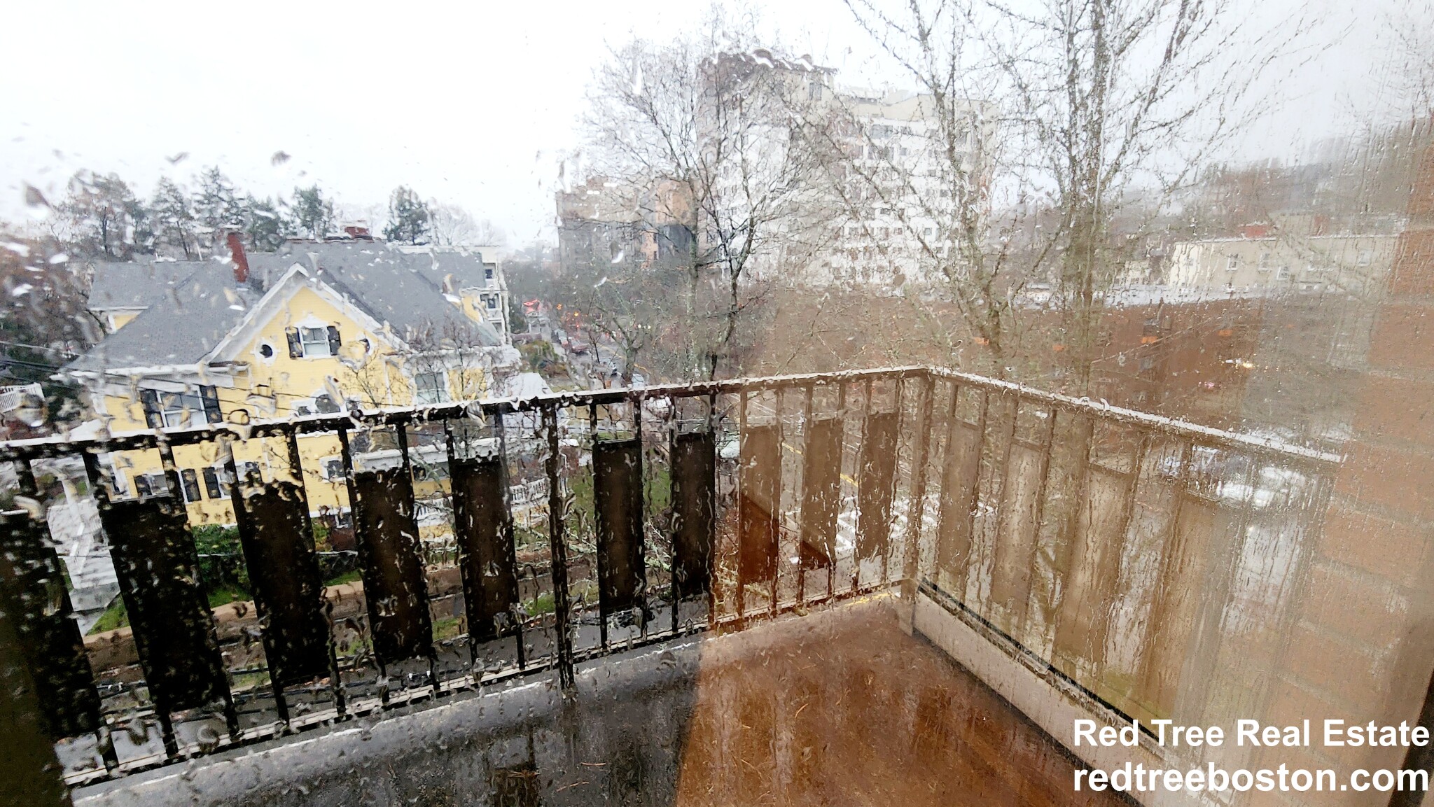 30 Fuller St, North Brookline