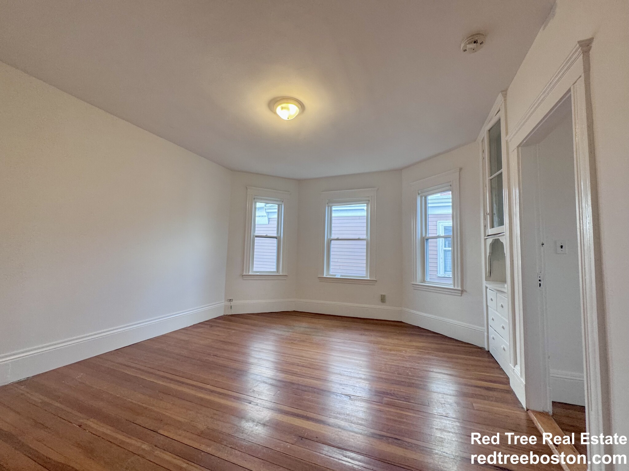 66 Williams St, Jamaica Plain