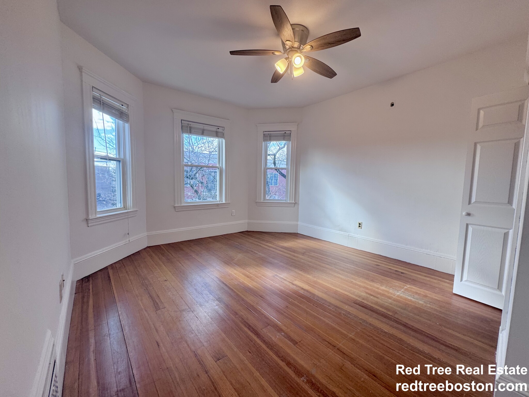 66 Williams St, Jamaica Plain