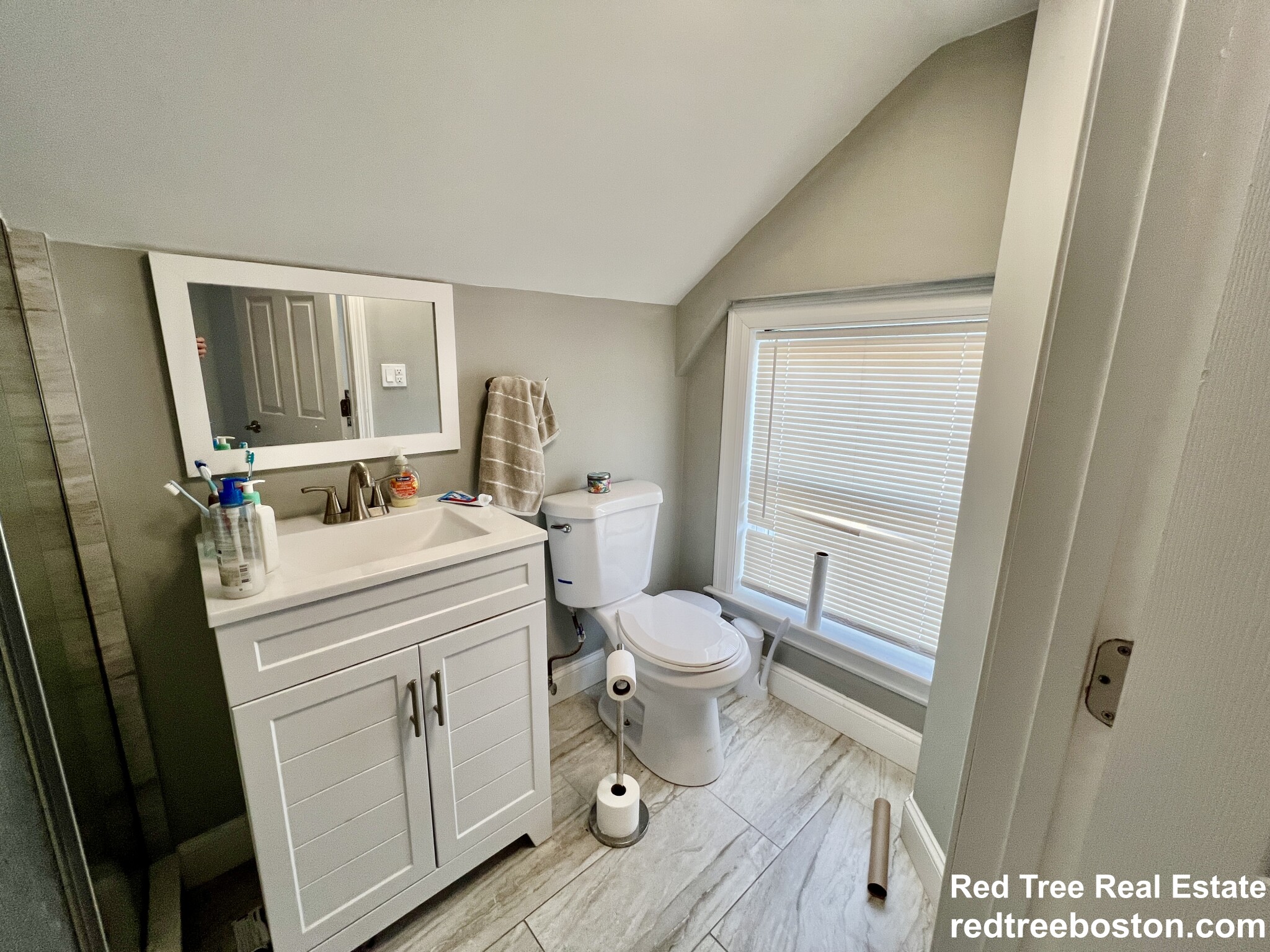 159 Hillside St, Mission Hill