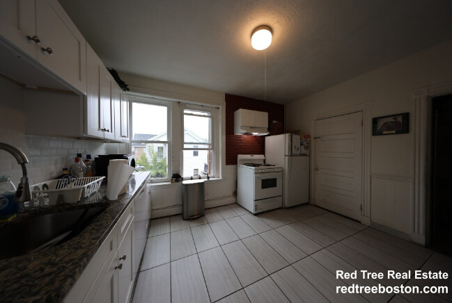 62 Empire St, Lower Allston