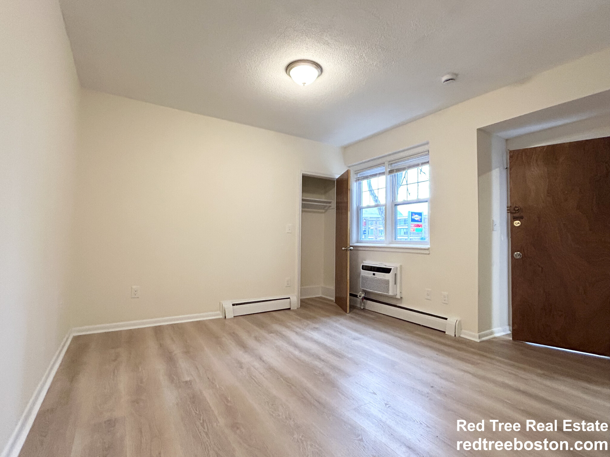 2018 Commonwealth Ave, Brighton