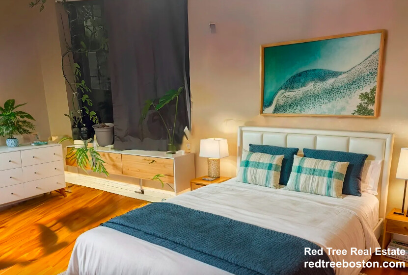 85 Brainerd Rd, Brighton