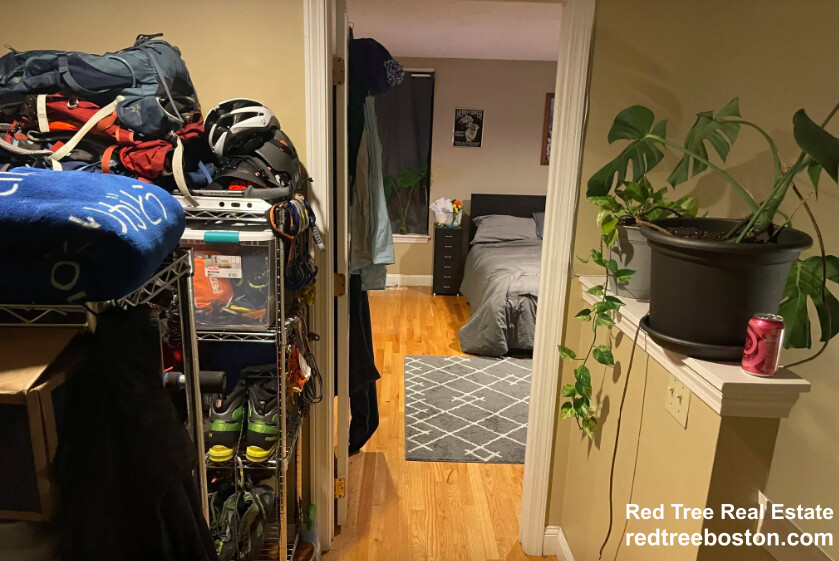 85 Brainerd Rd, Brighton