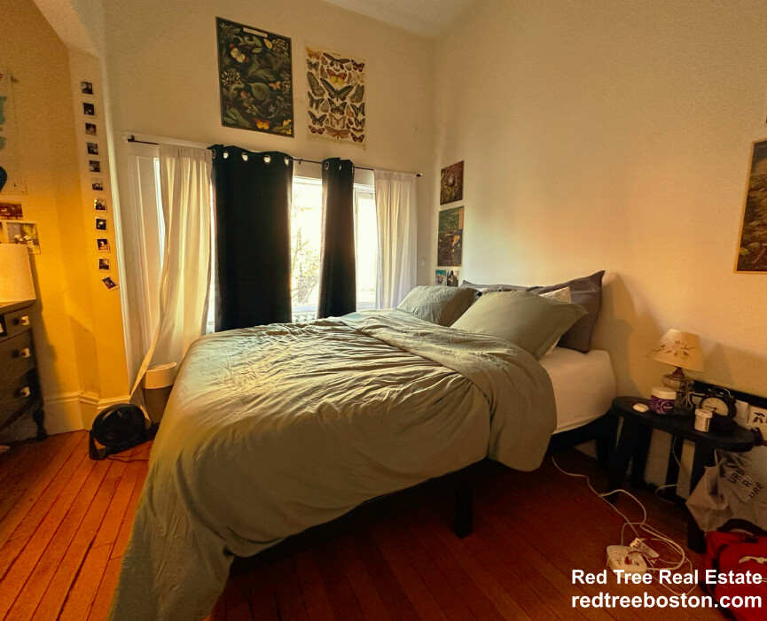 583 Beacon St, Back Bay