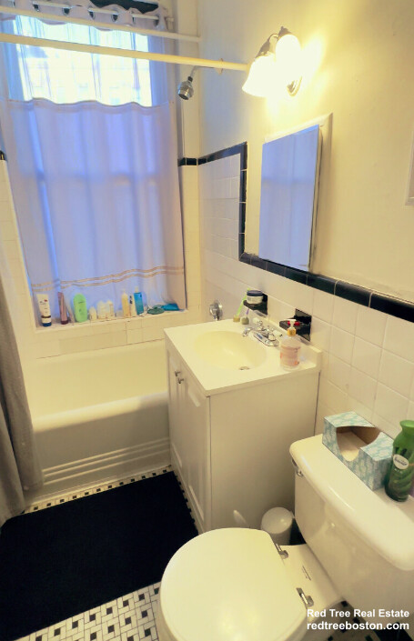 583 Beacon St, Back Bay