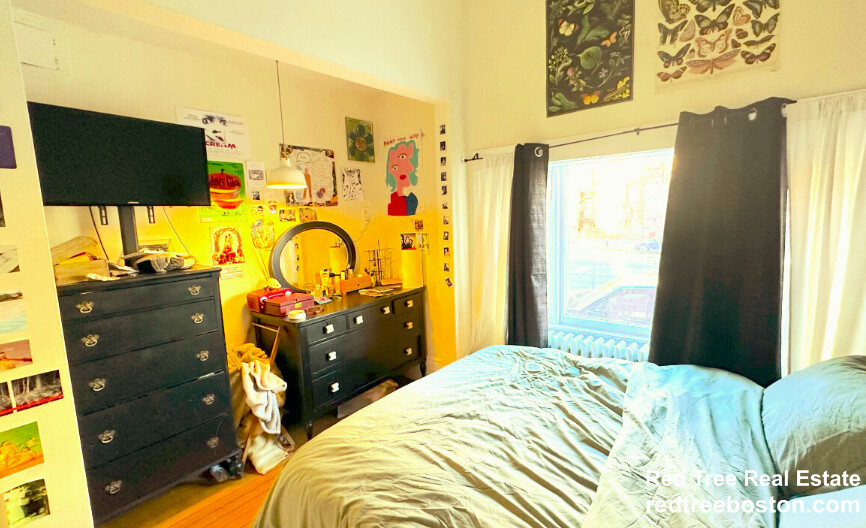 583 Beacon St, Back Bay