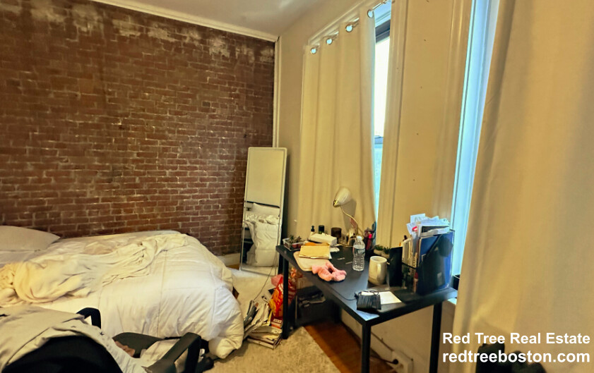 583 Beacon St, Back Bay