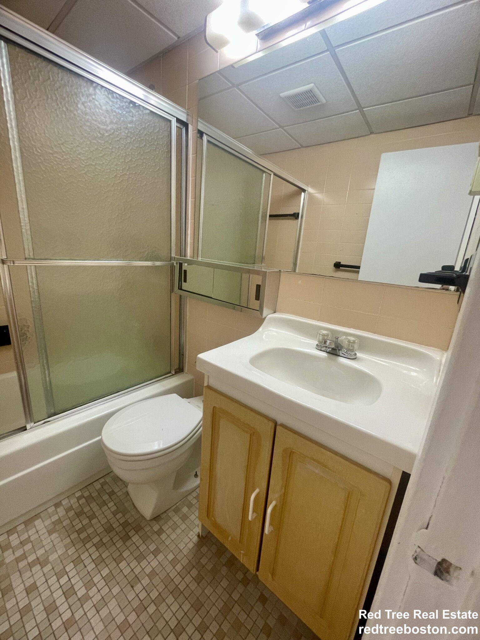 62 Boylston St, Midtown