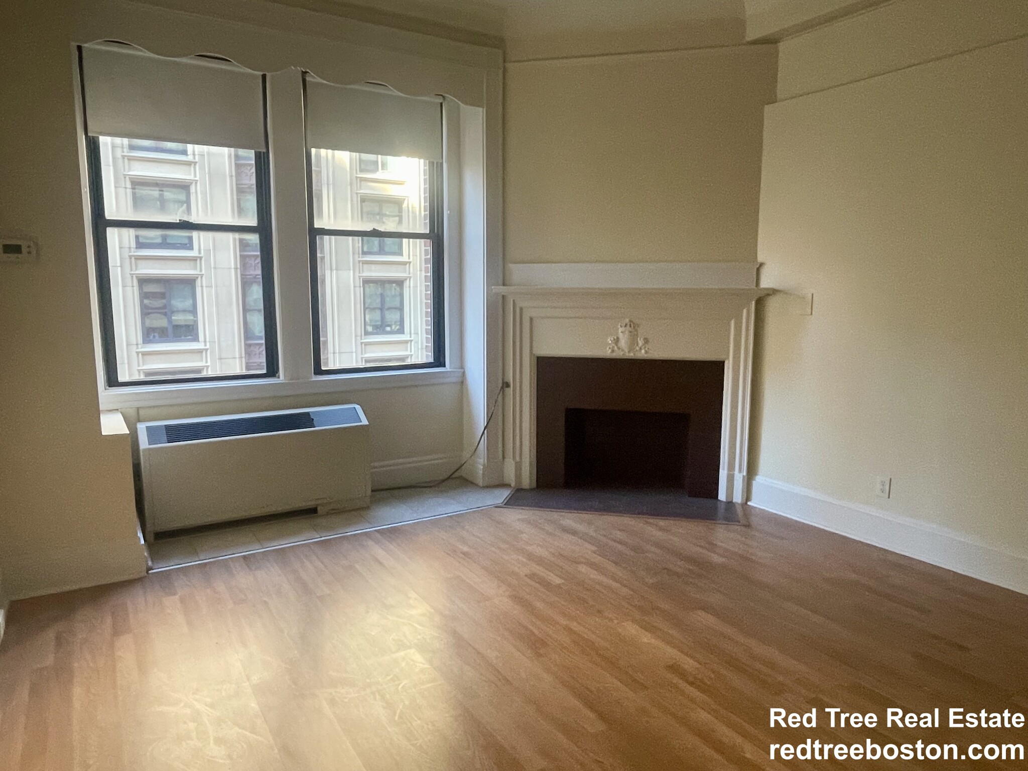 62 Boylston St, Midtown