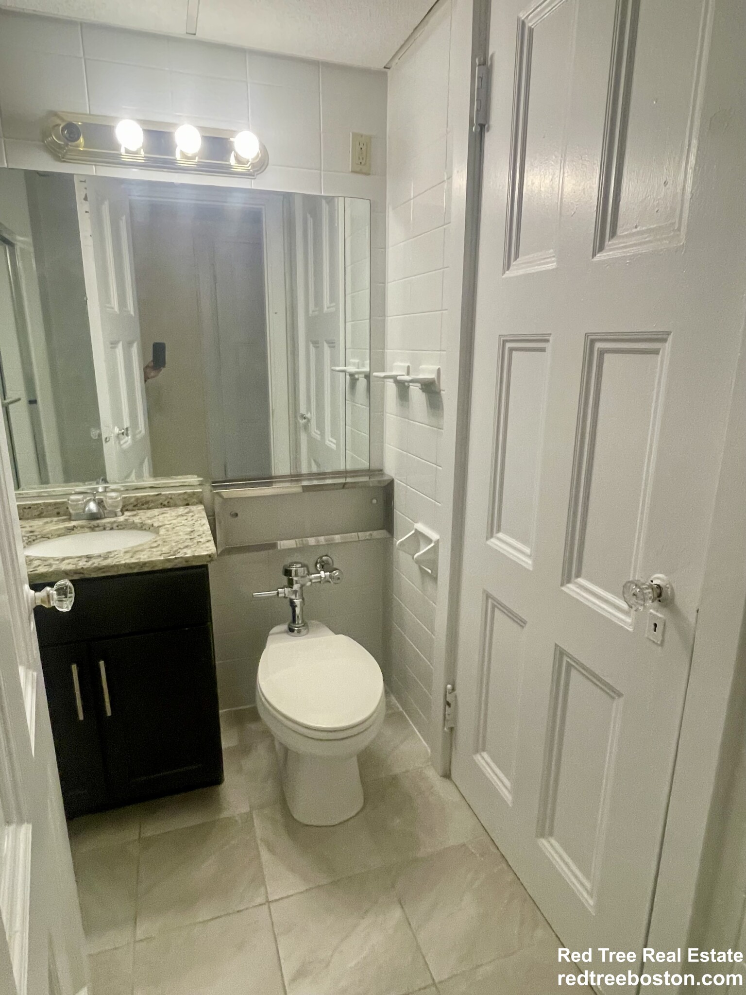 62 Boylston St, Midtown