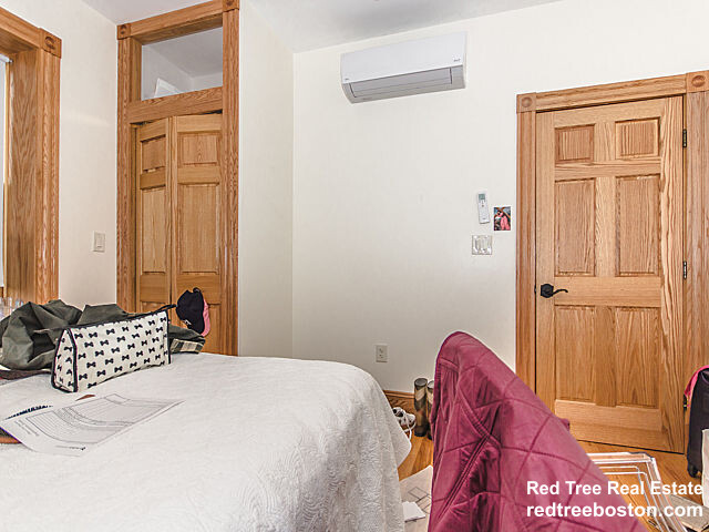 60 Phillips St, Beacon Hill