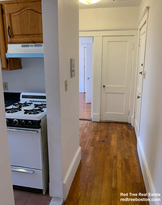 11 Scottfield Rd, Allston