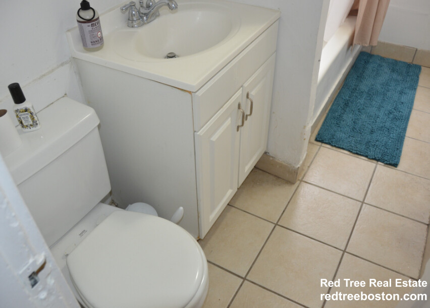 238 Hemenway St, Fenway