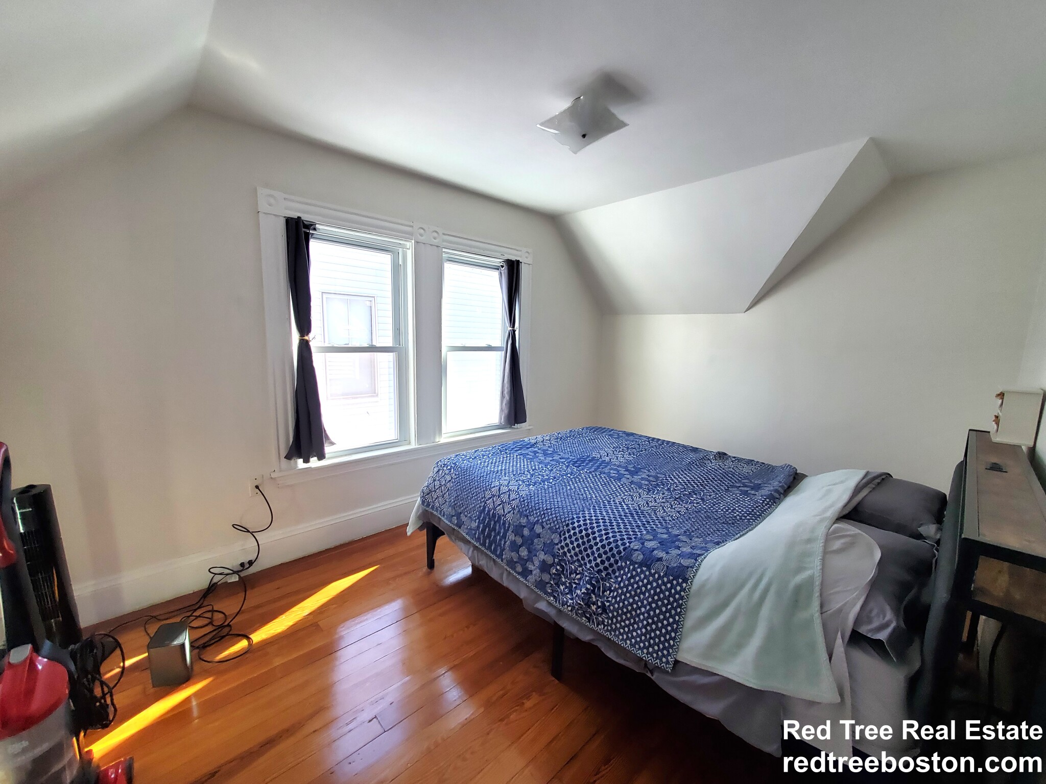 250 Belgrade Ave, Roslindale