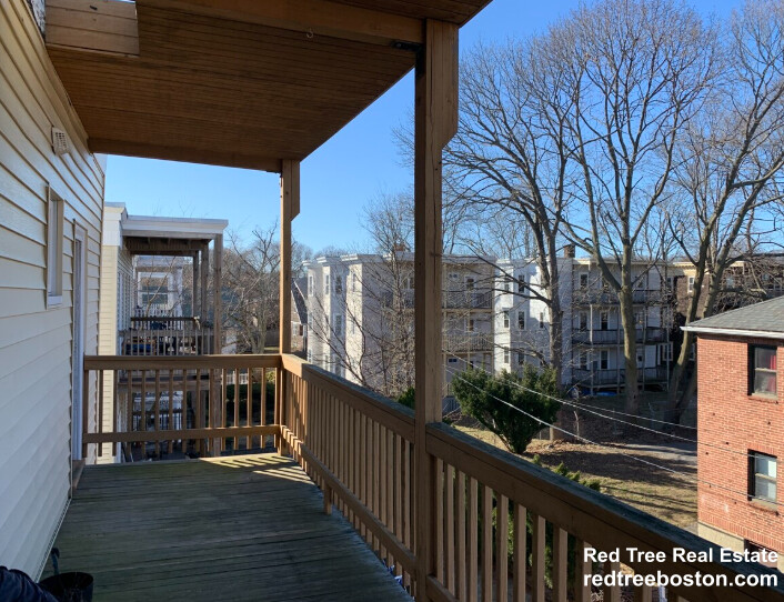 505 Washington St, Brighton