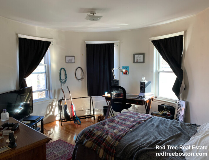 505 Washington St, Brighton