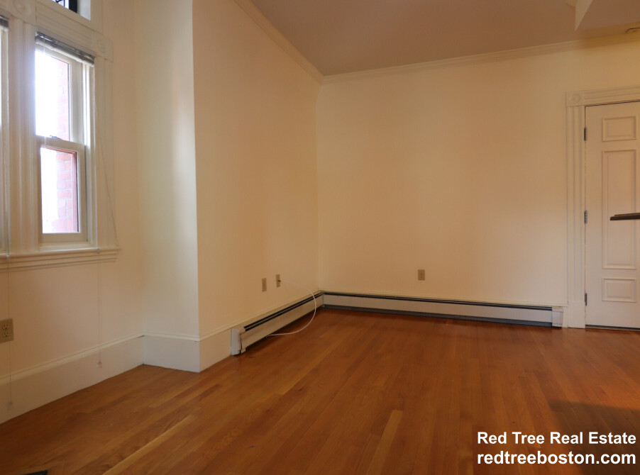 195 Commonwealth Ave, Back Bay