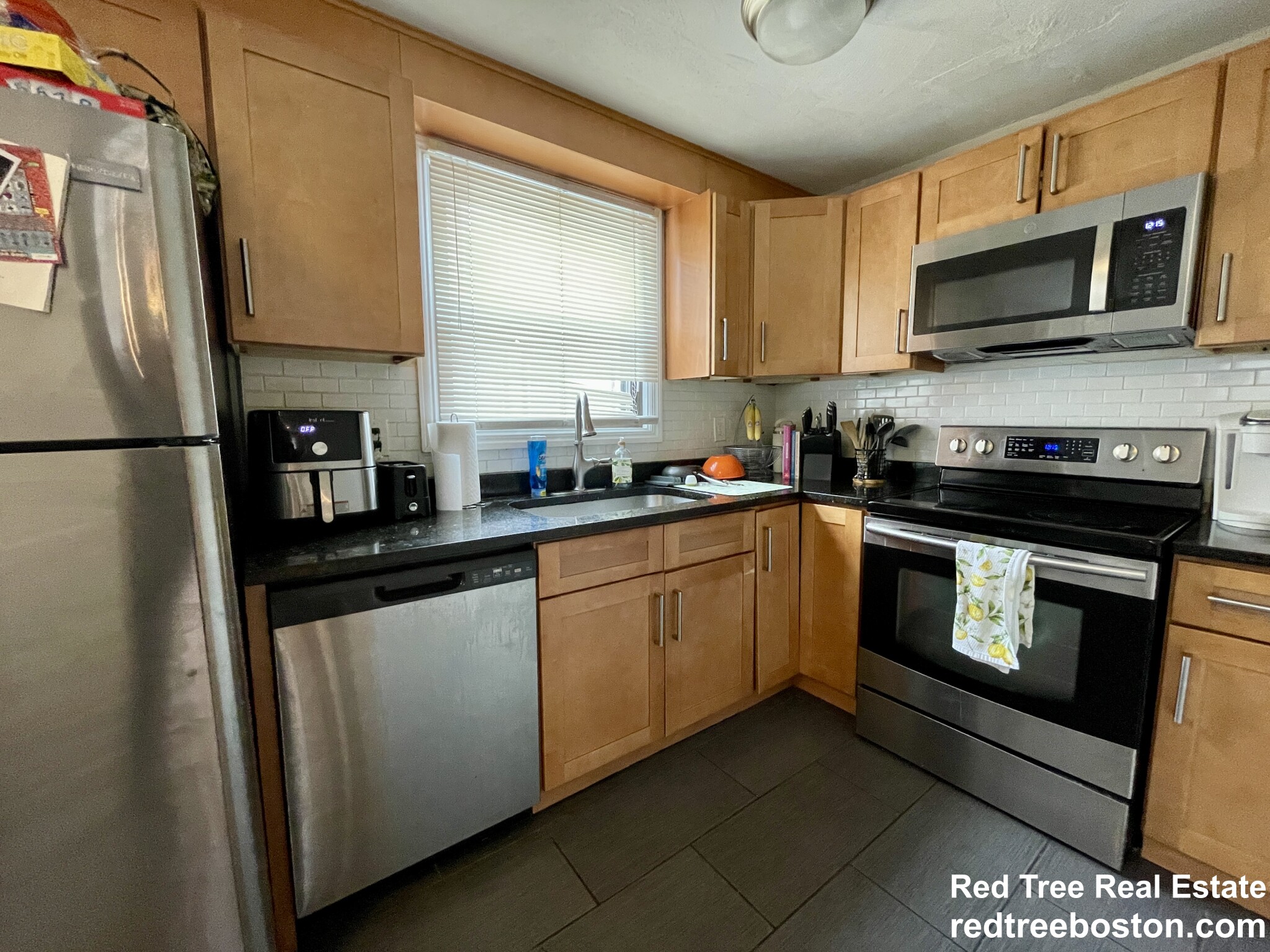 41 Ashford St, Allston