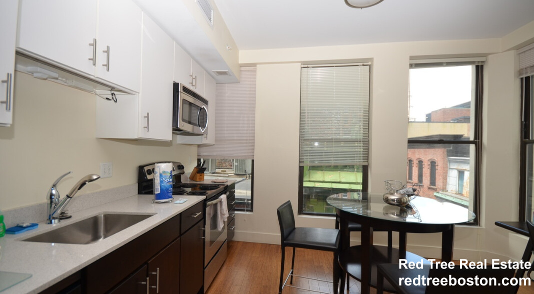 8 Winter St, Midtown