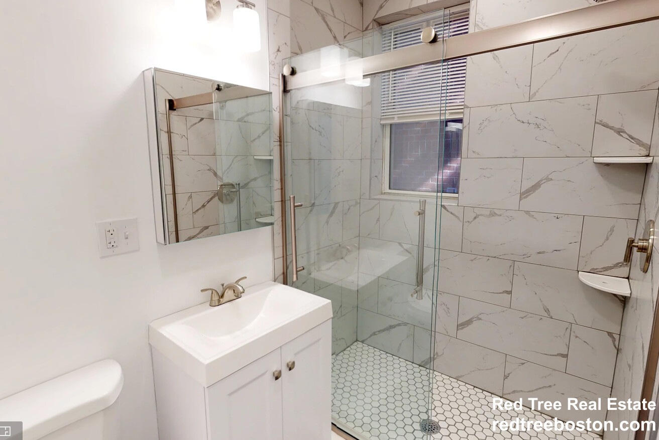 40 Queensberry St, Fenway