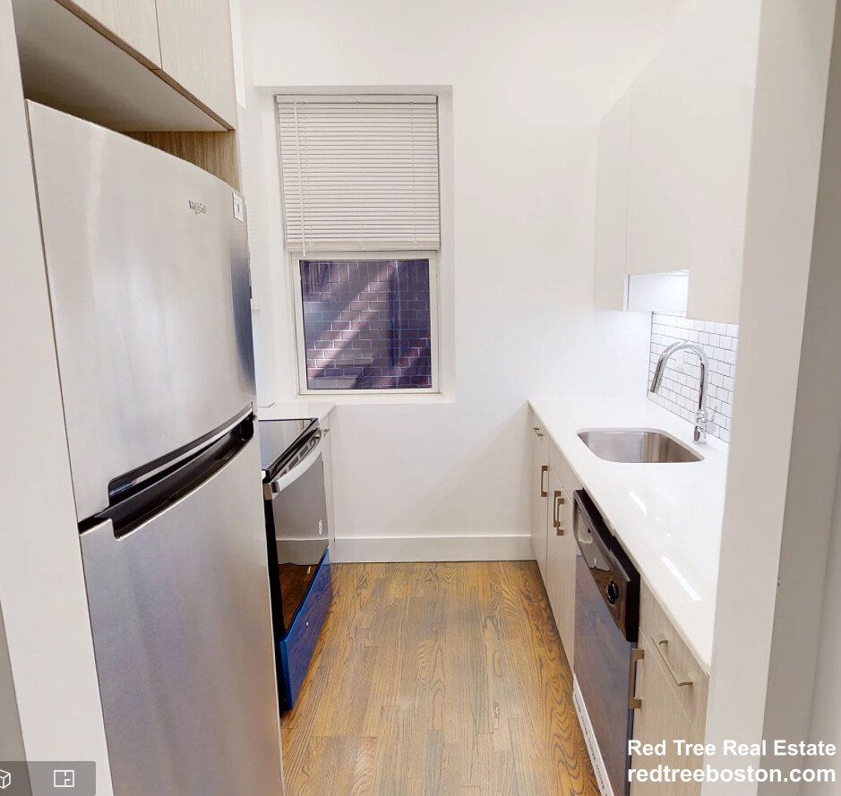 40 Queensberry St, Fenway