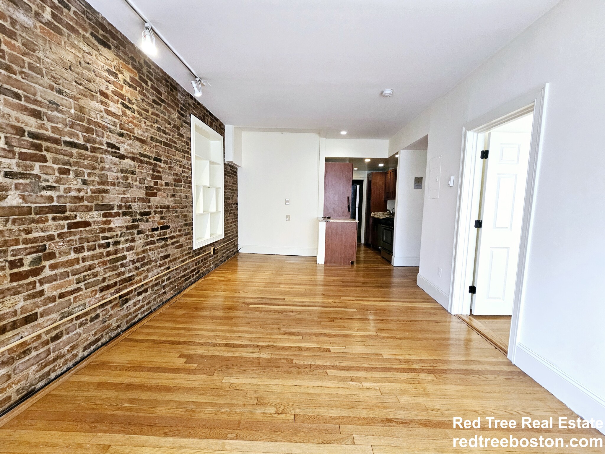 88 West Cedar St, Beacon Hill