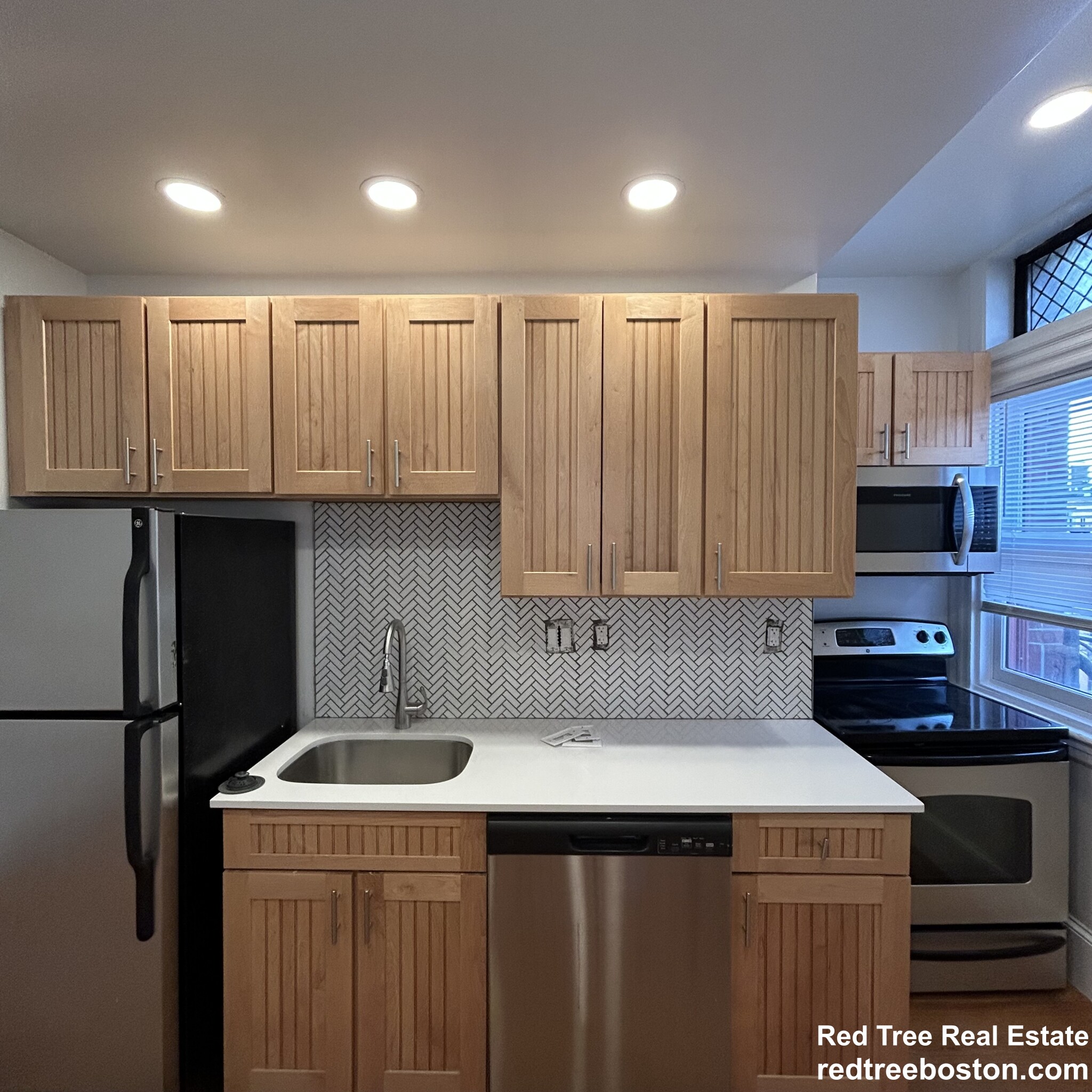 195 Commonwealth Ave, Back Bay