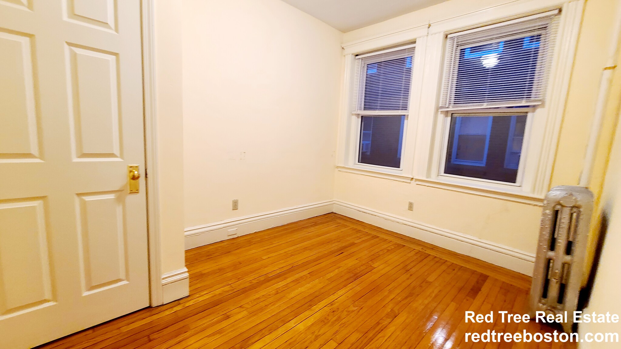 19 Queensberry St, Fenway