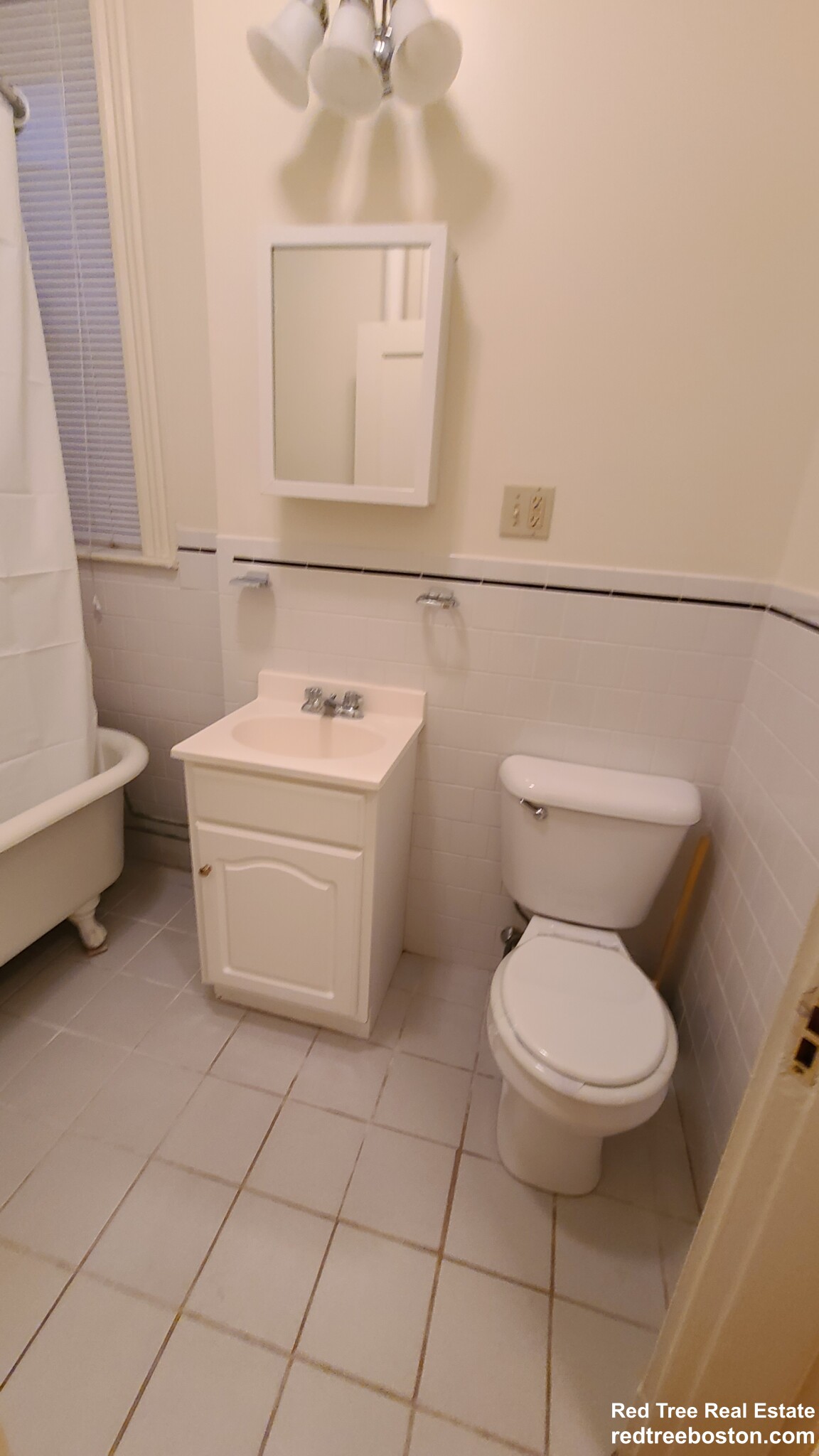 19 Queensberry St, Fenway