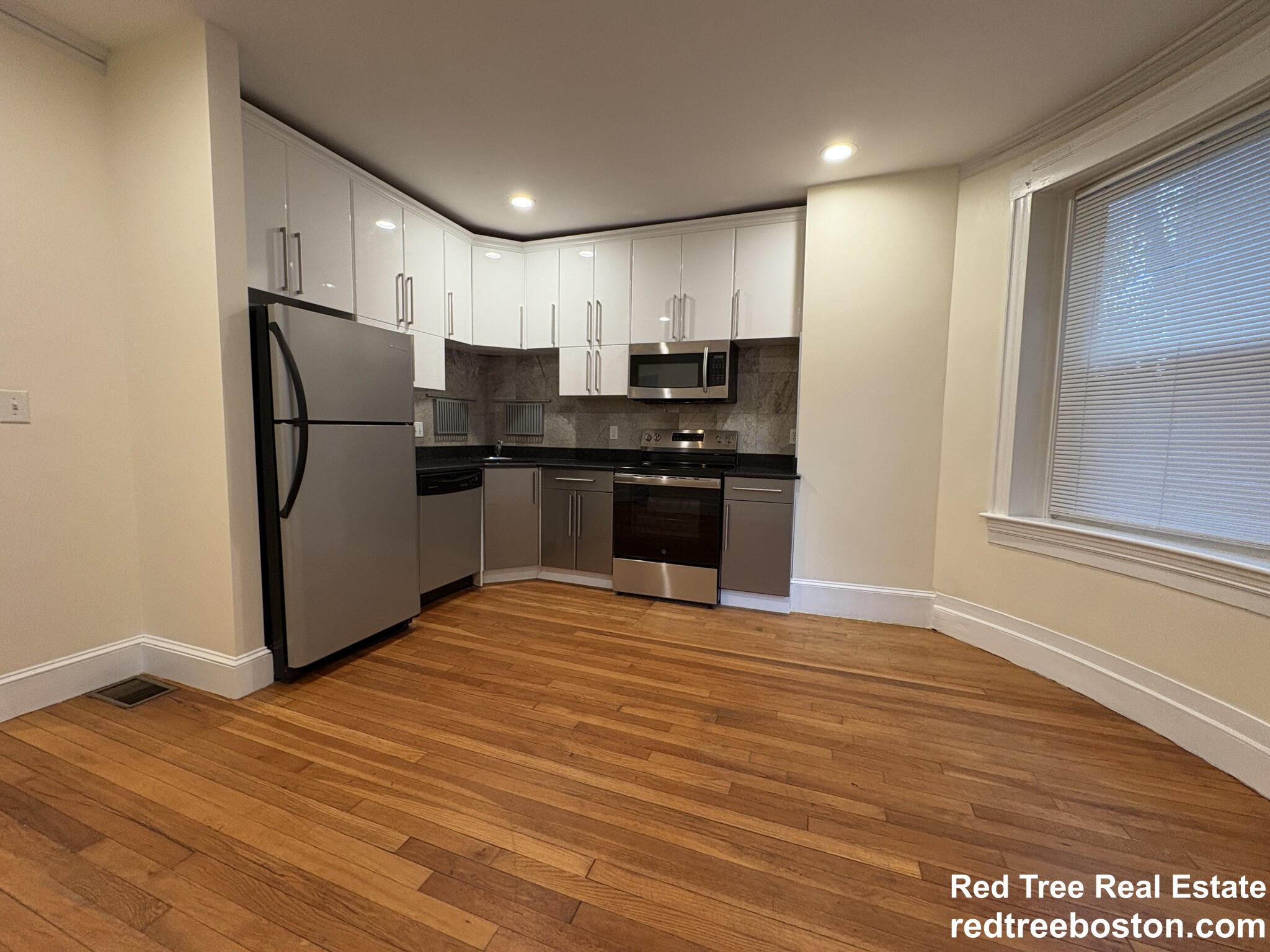 191 Winthrop Rd., Brookline, MA - 5,500 USD/ month
