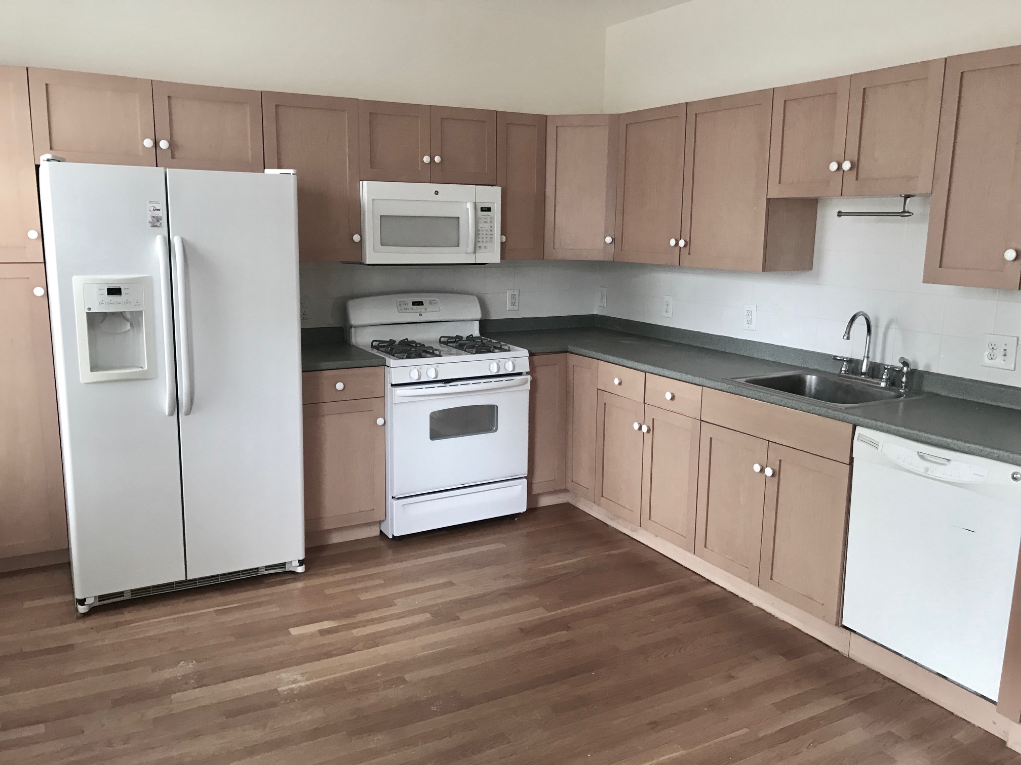 4 bed, 1 bath apartment for rent at 14 Schiller St Unit 2, Jamaica Plain — photo 1 of 22