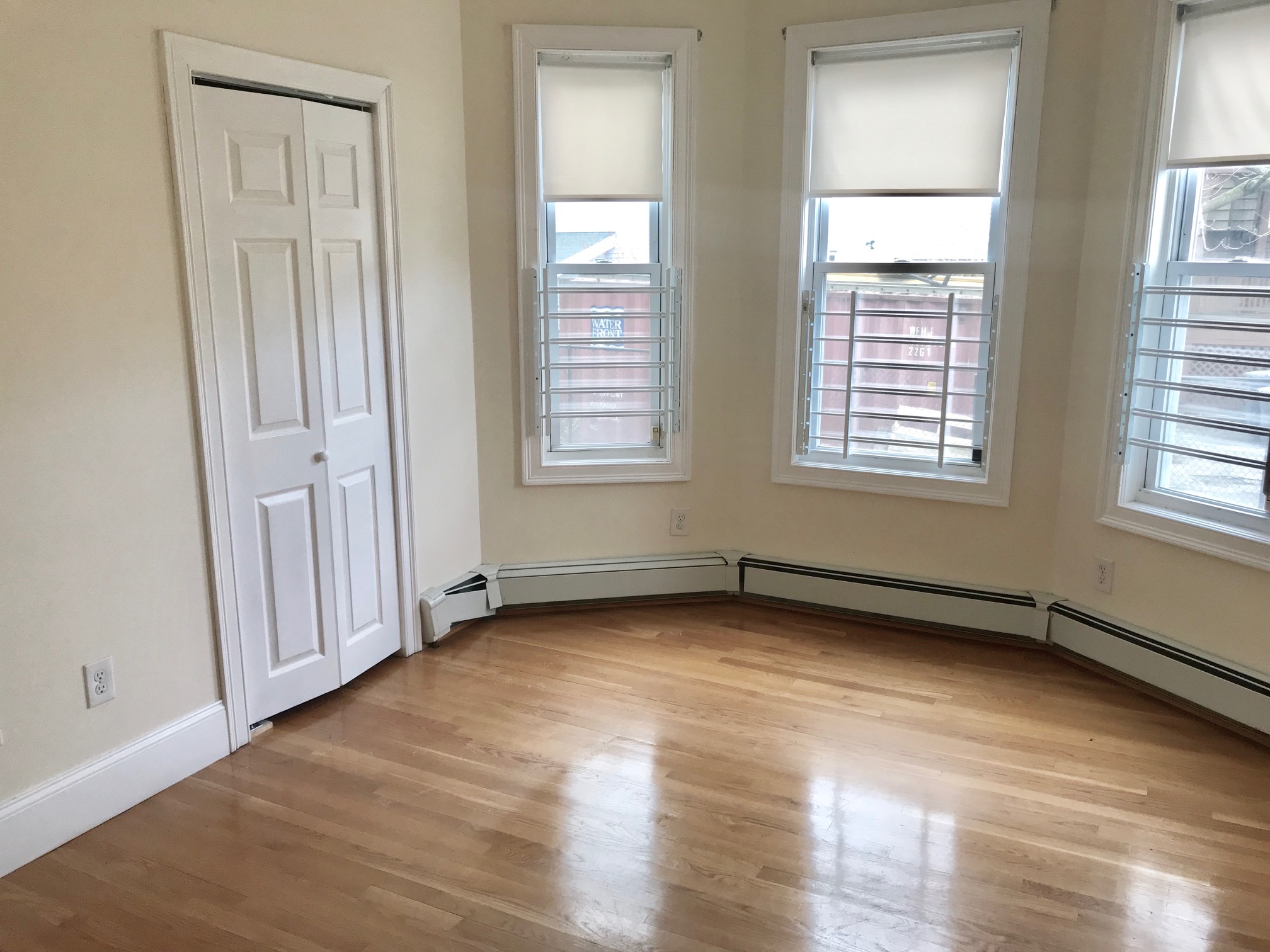 4 bed, 1 bath apartment for rent at 14 Schiller St Unit 2, Jamaica Plain — photo 4 of 22
