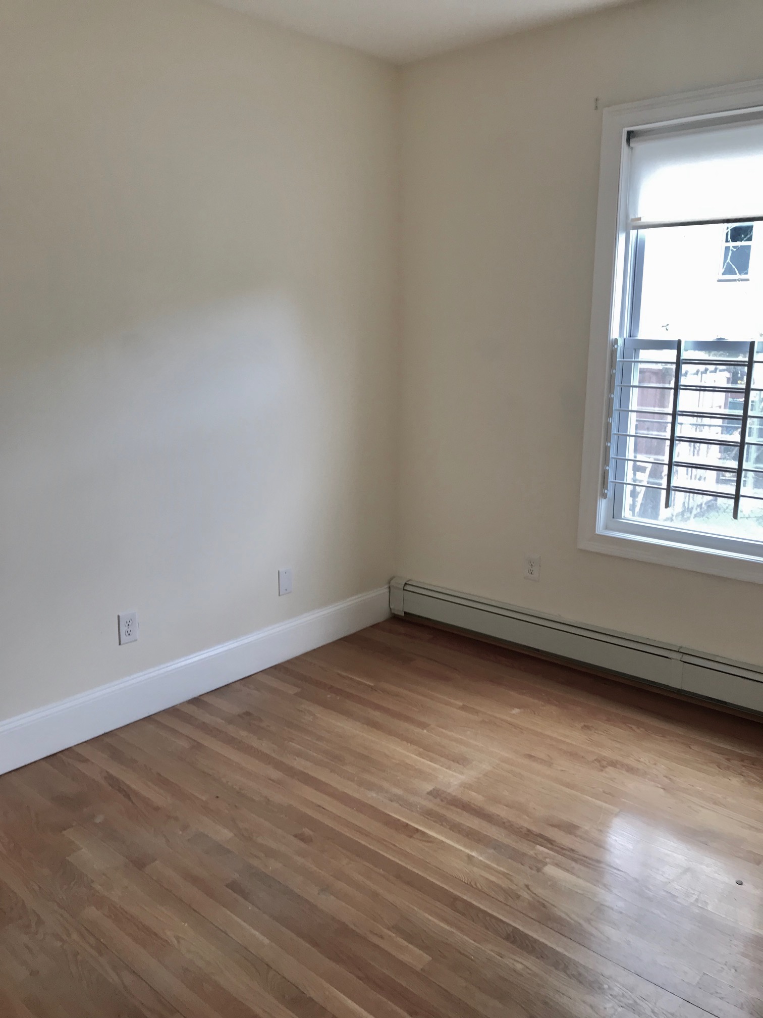 4 bed, 1 bath apartment for rent at 14 Schiller St Unit 2, Jamaica Plain — photo 17 of 22