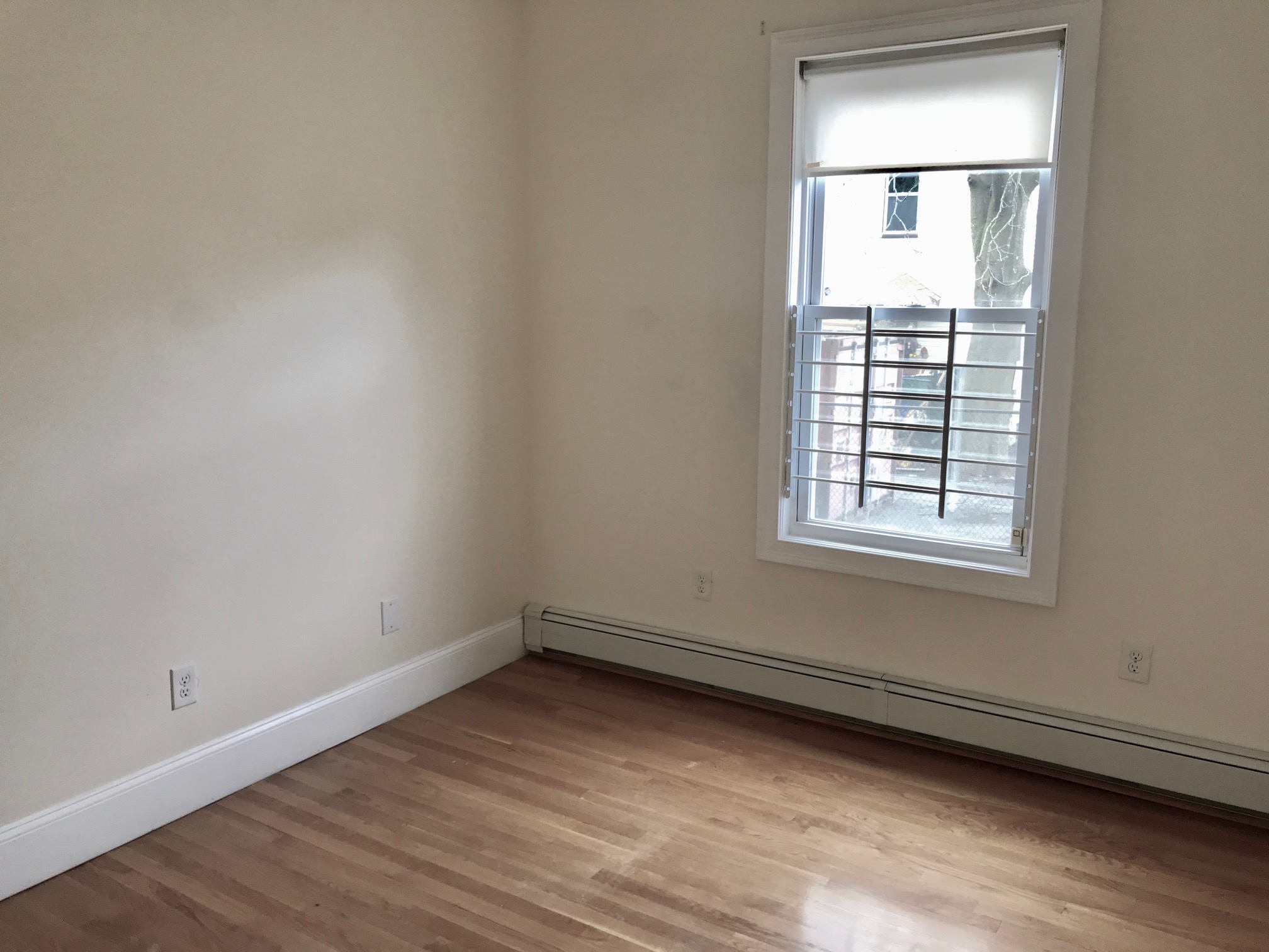 4 bed, 1 bath apartment for rent at 14 Schiller St Unit 2, Jamaica Plain — photo 19 of 22