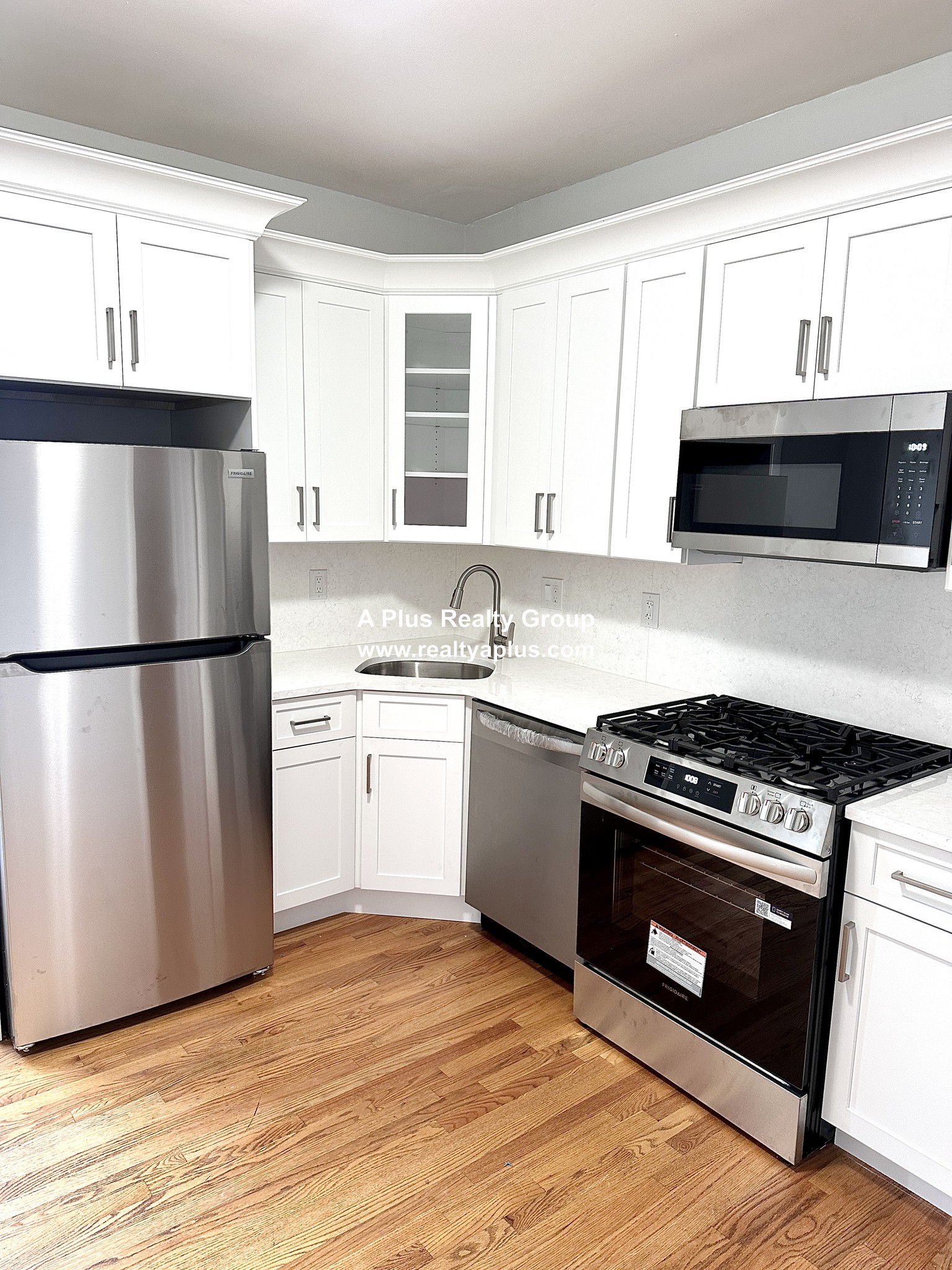Photo 4 of Buckley Ave. Unit 2