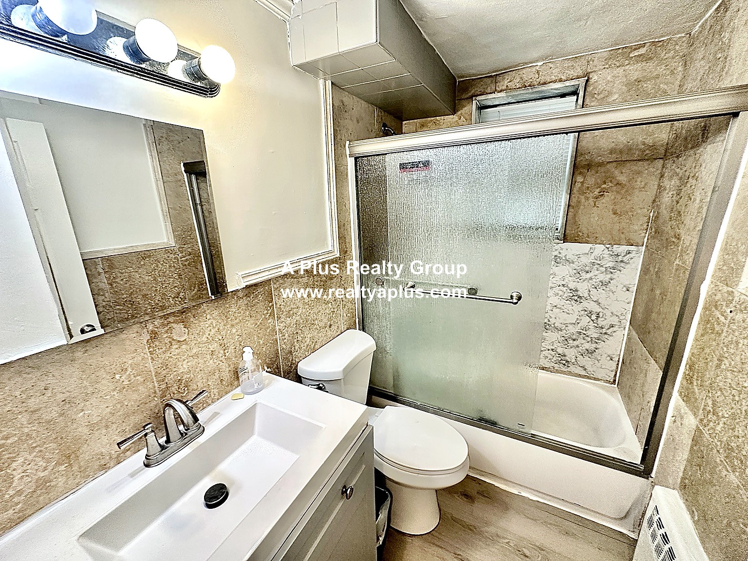 Photos of apartment on Cummins Hwy,Boston MA 02136