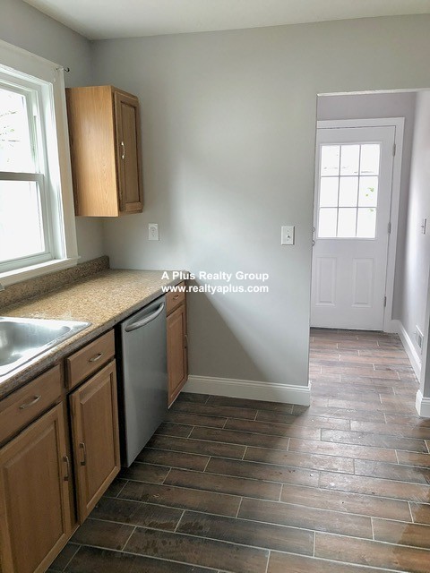 36 Lexington Ave, Hyde Park