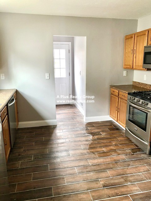 36 Lexington Ave, Hyde Park