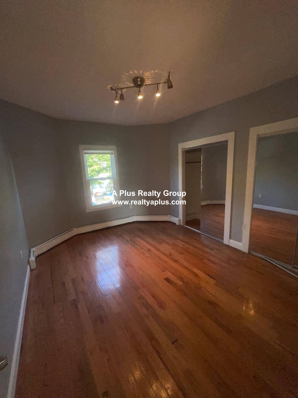 358 Centre St, Jamaica Plain