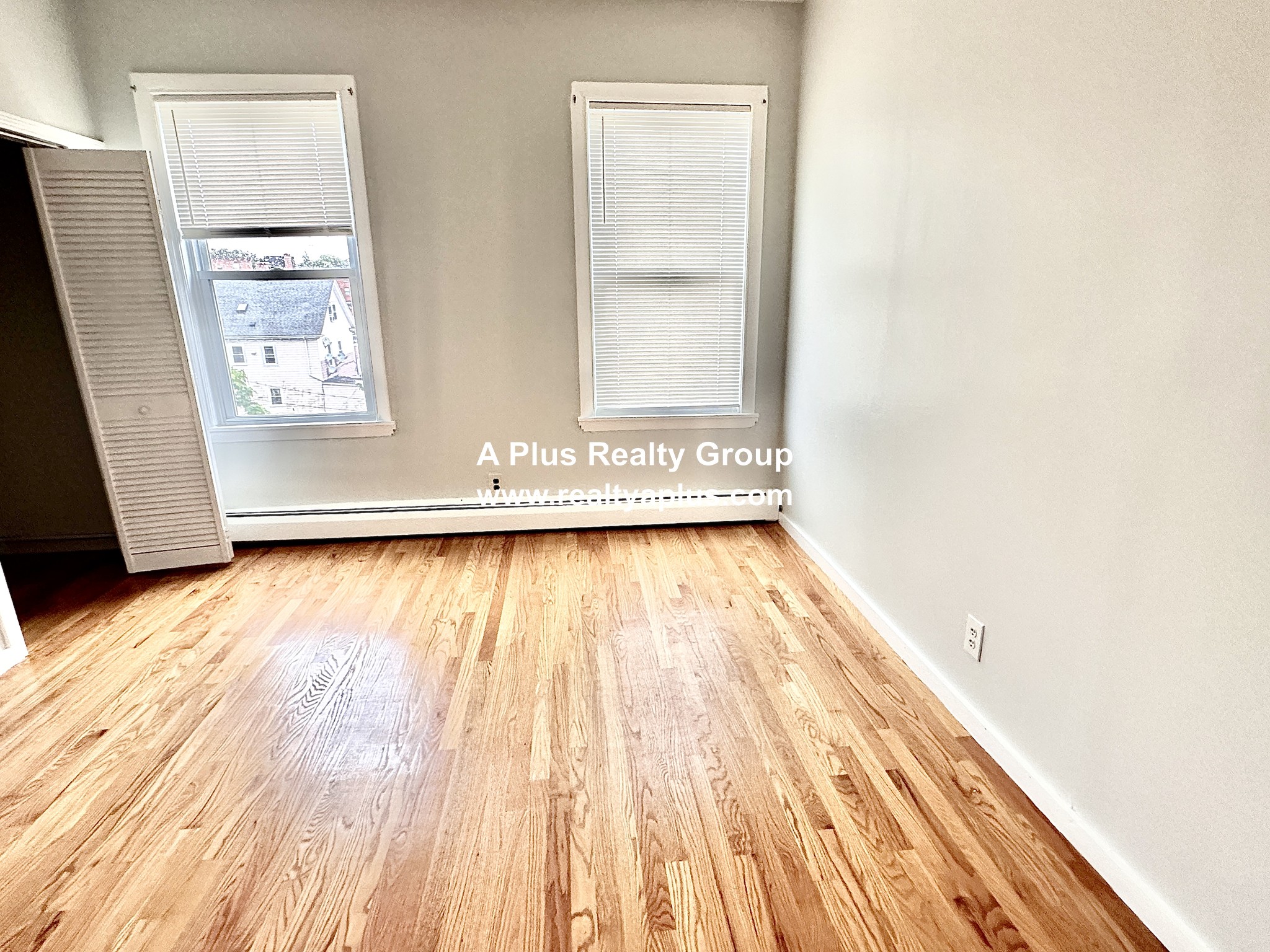 Photo 6 of Buckley Ave. Unit 2