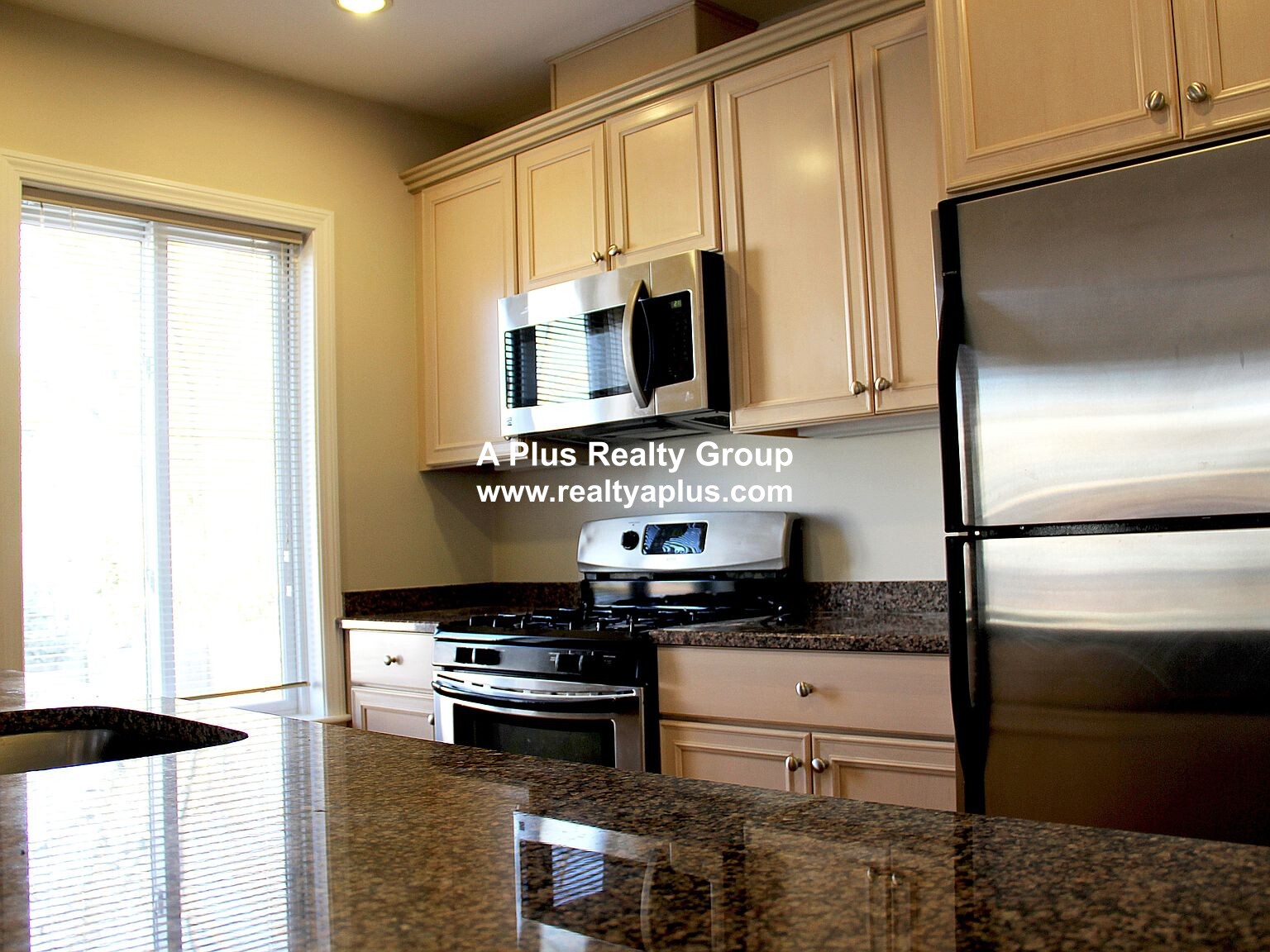 1522 Vfw Pkwy, West Roxbury