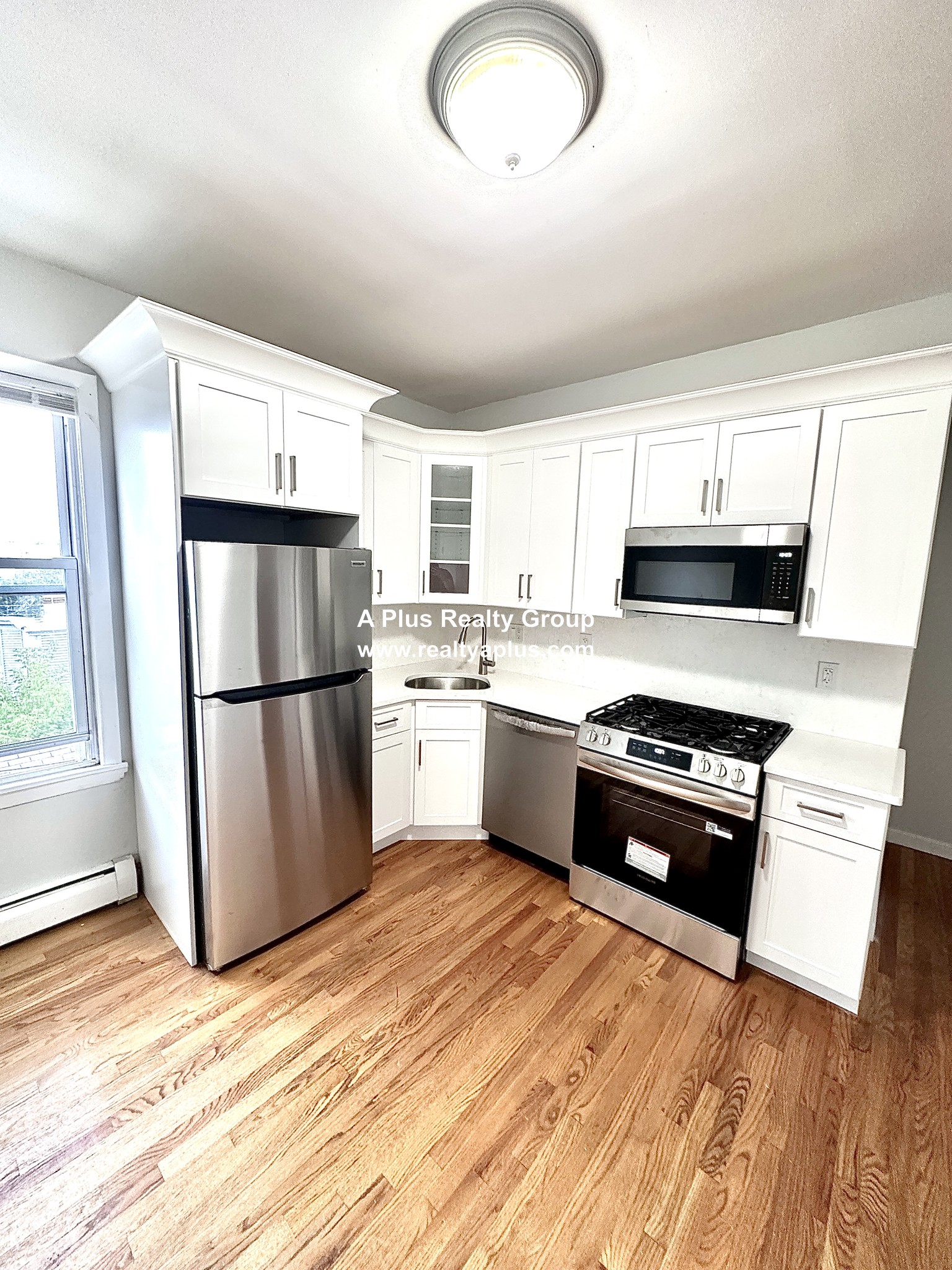 Photo 2 of Buckley Ave. Unit 2
