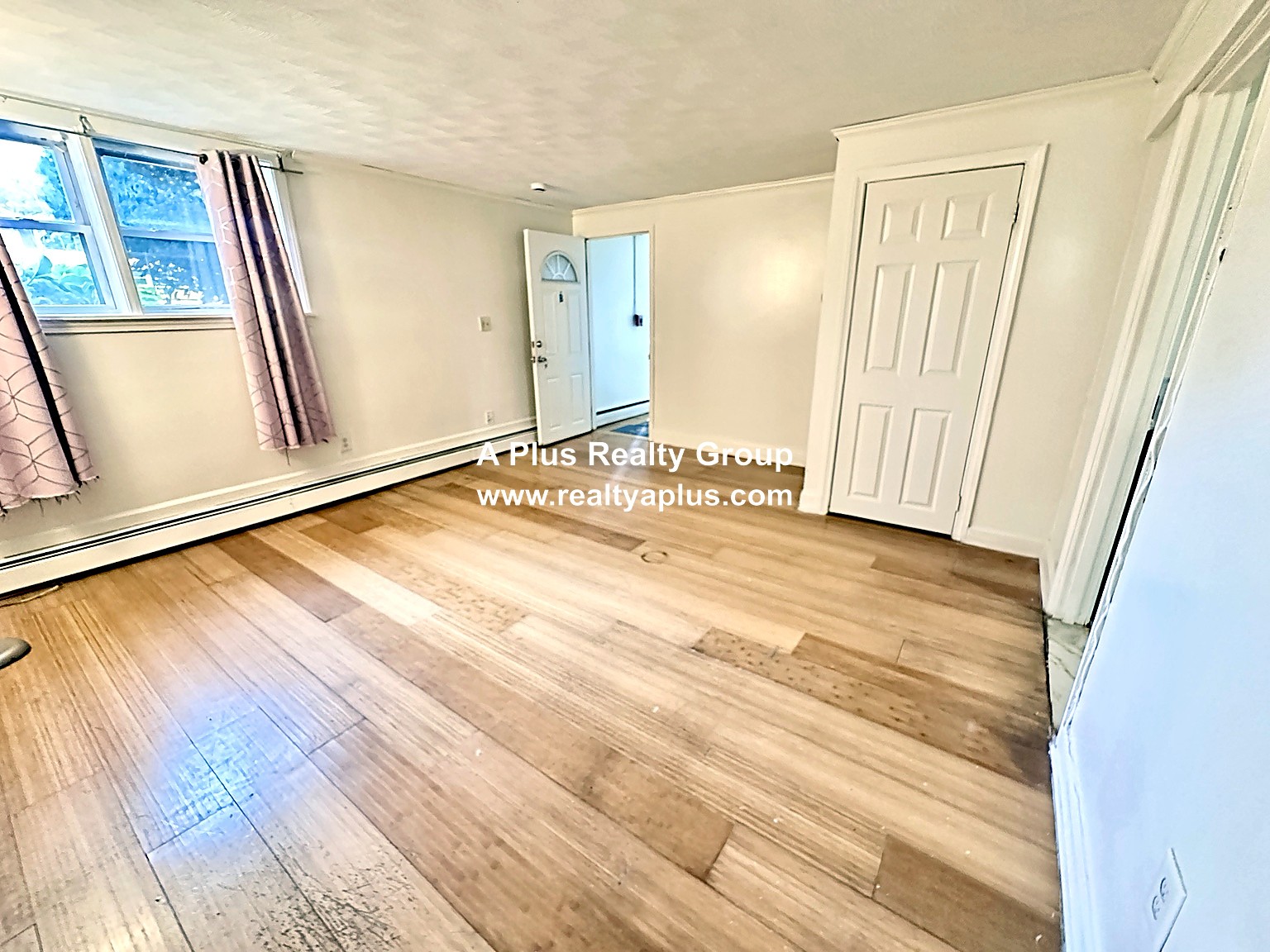 Pictures of  property for rent on Cummins Hwy, Boston, MA 02136