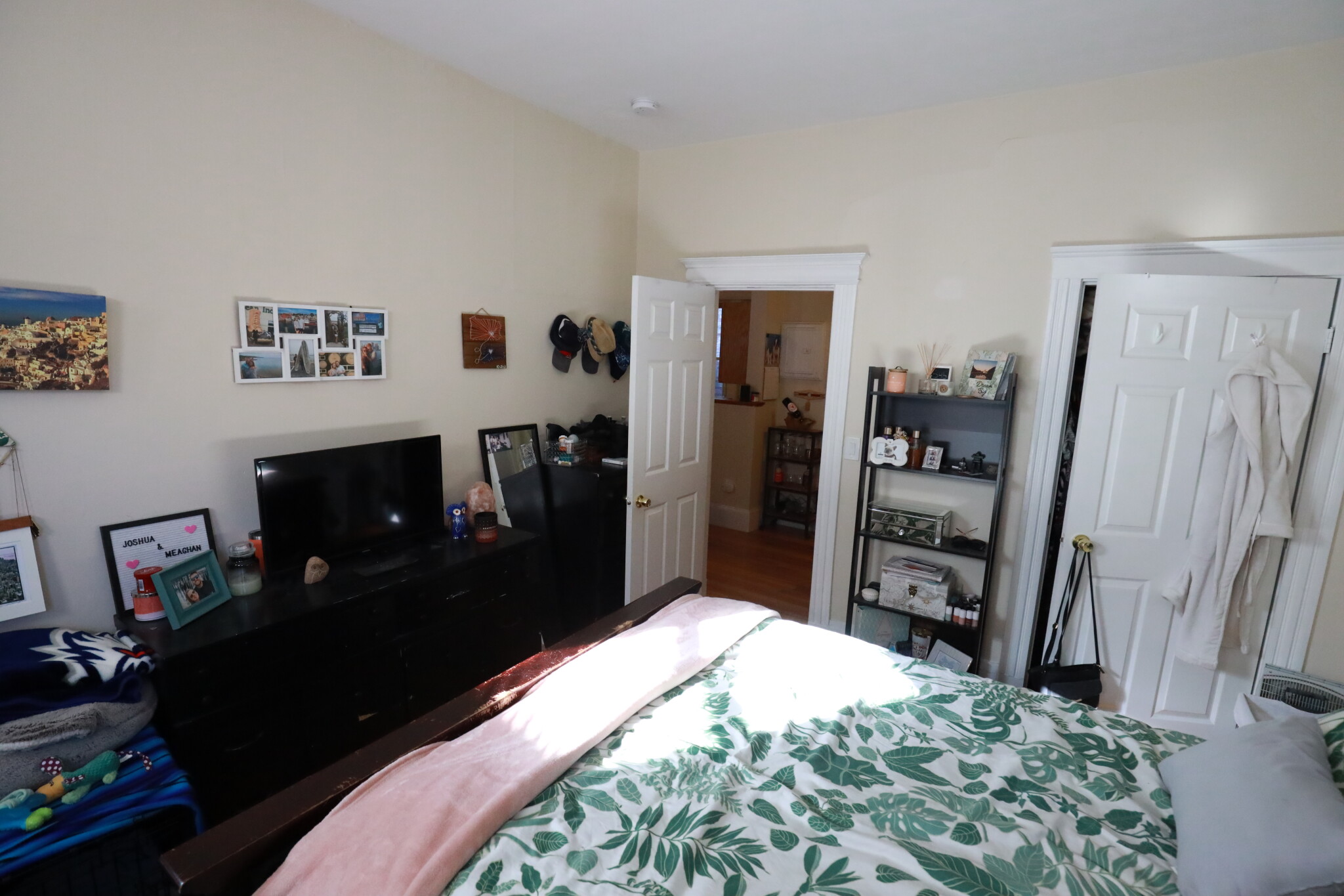 1 bed, 1 bath apartment for rent at 19 Chester St Unit 4, Allston — photo 2 of 14