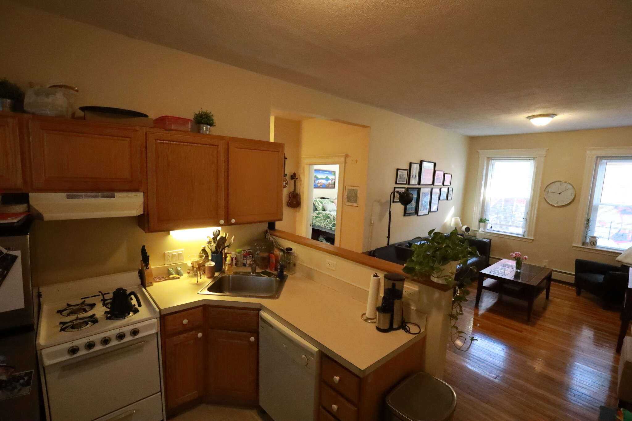 1 bed, 1 bath apartment for rent at 19 Chester St Unit 4, Allston — photo 8 of 14