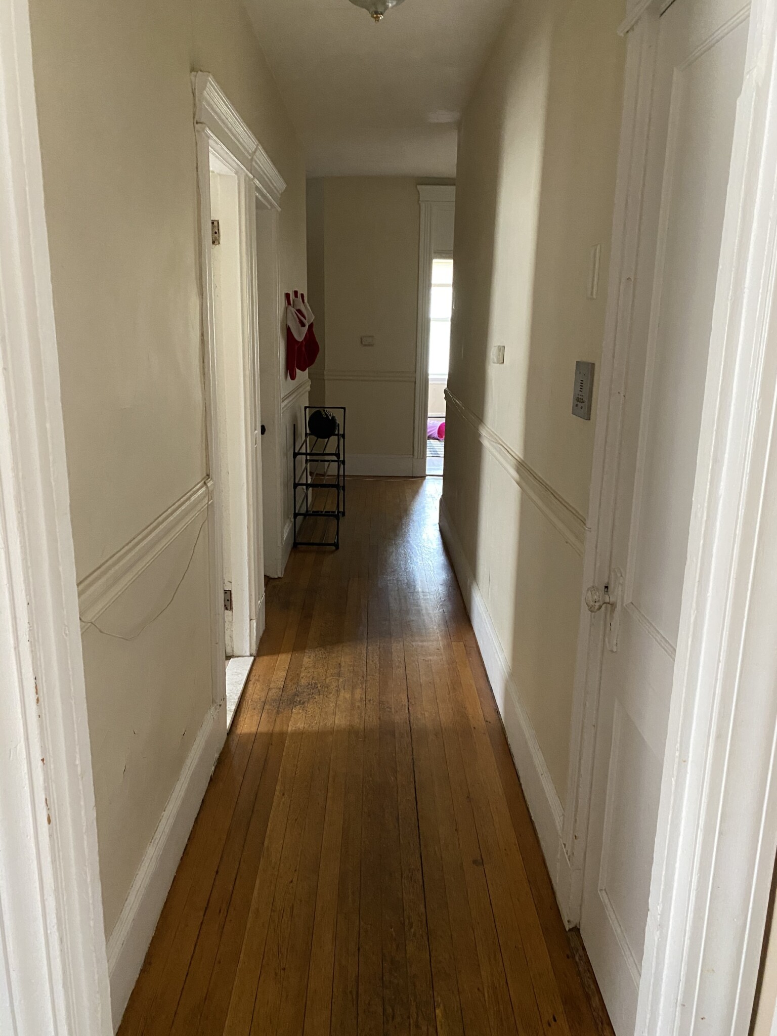 3 bed, 1 bath apartment for rent at 1325 Commonwealth Ave Unit 21, Allston — photo 3 of 21