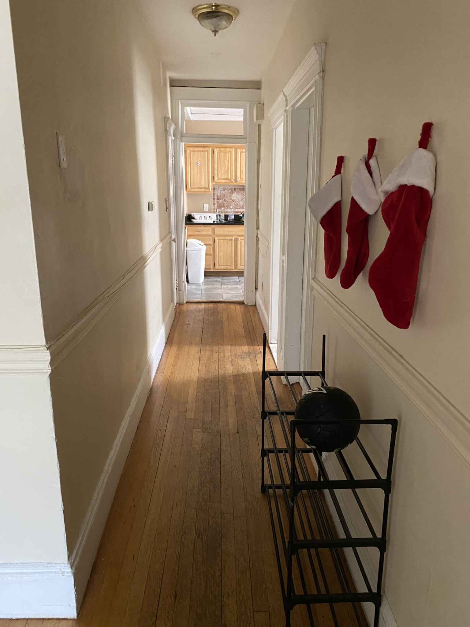 3 bed, 1 bath apartment for rent at 1325 Commonwealth Ave Unit 21, Allston — photo 12 of 21